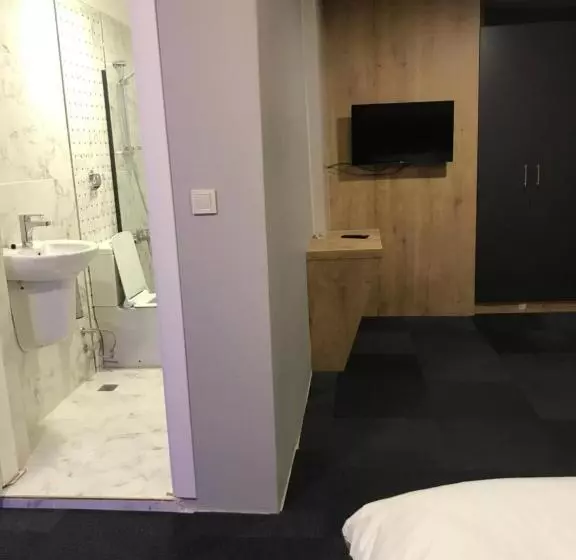 Mari̇t Blue Otel