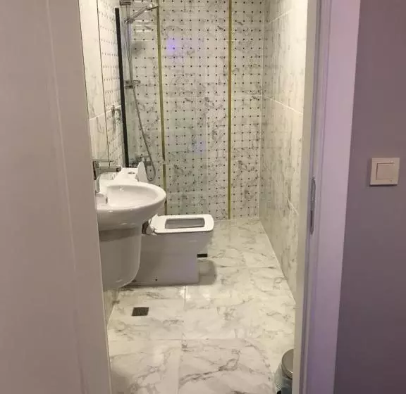 Mari̇t Blue Otel