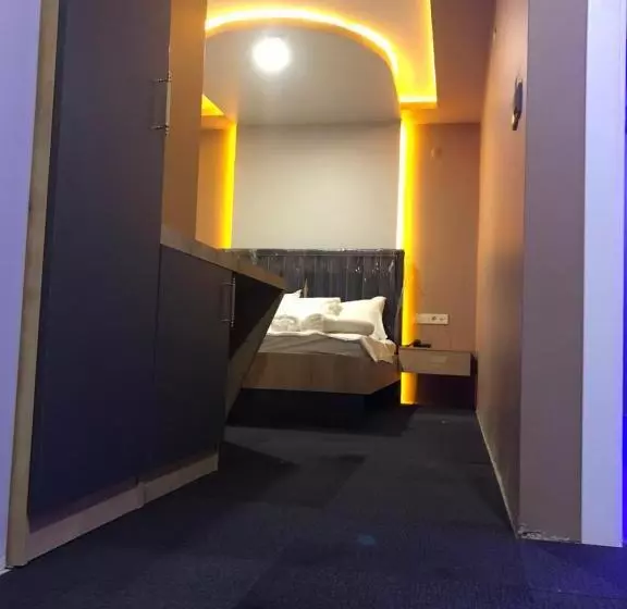 Mari̇t Blue Otel