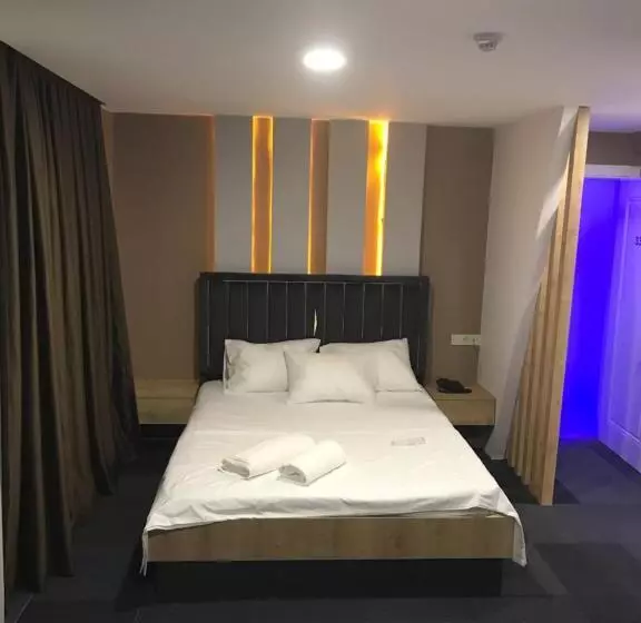 Mari̇t Blue Otel
