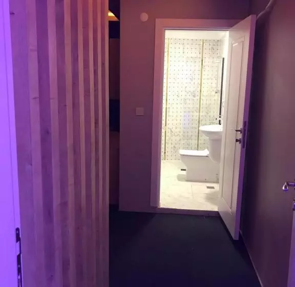 Mari̇t Blue Otel