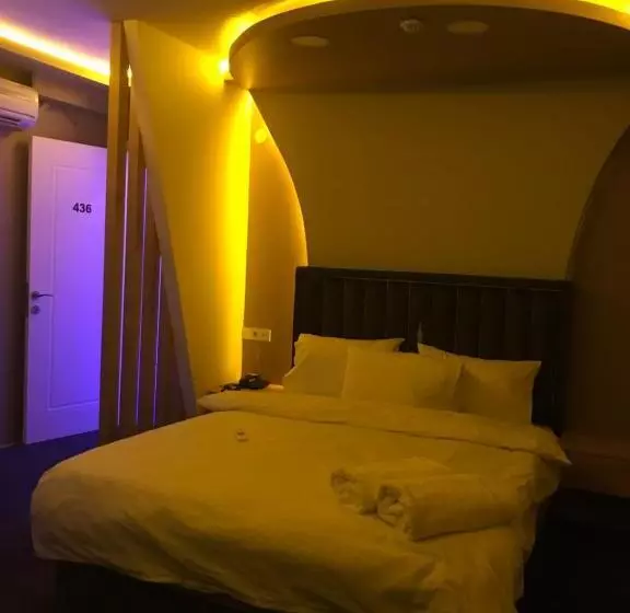 Mari̇t Blue Otel