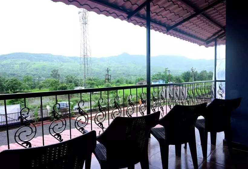Sahyadri Hotel And Room Stay