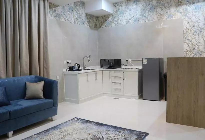 شقق بيت المدينة للشقق المخدومة