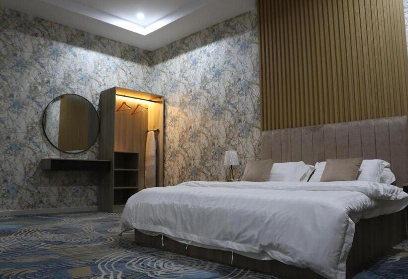 شقق بيت المدينة للشقق المخدومة