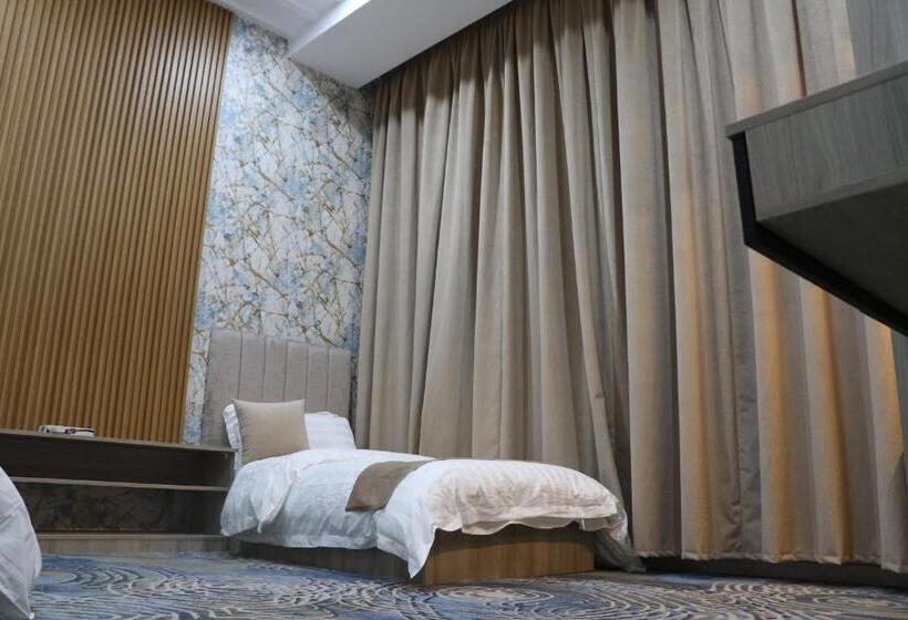 شقق بيت المدينة للشقق المخدومة