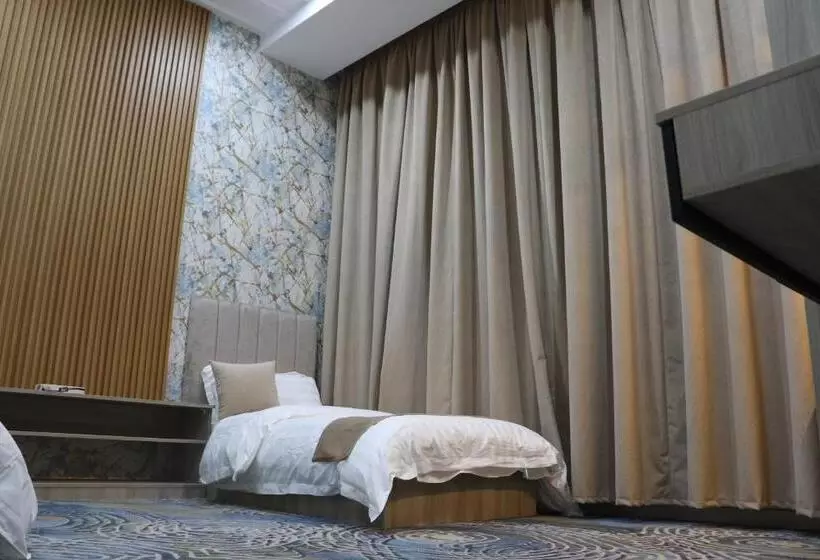 شقق بيت المدينة للشقق المخدومة
