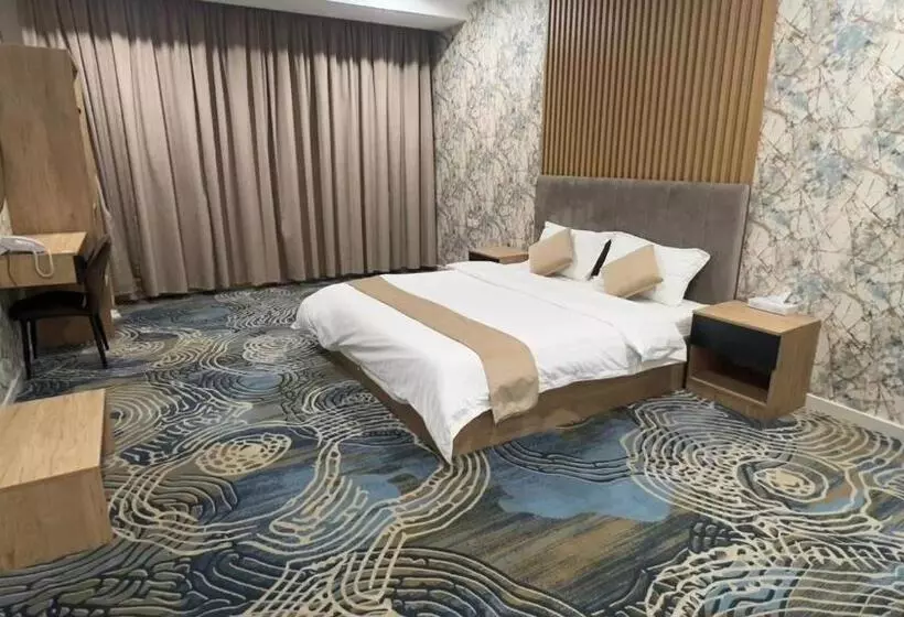 شقق بيت المدينة للشقق المخدومة