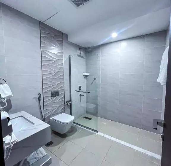 شقق بيت المدينة للشقق المخدومة