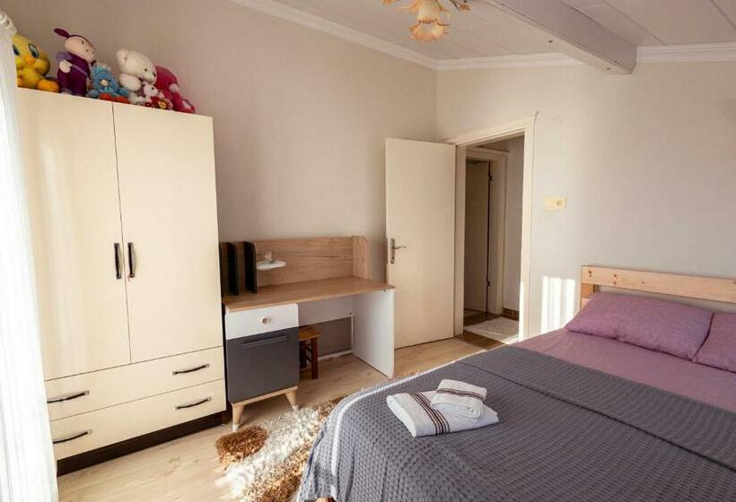 호스텔 Komika Konaklama Bungalov