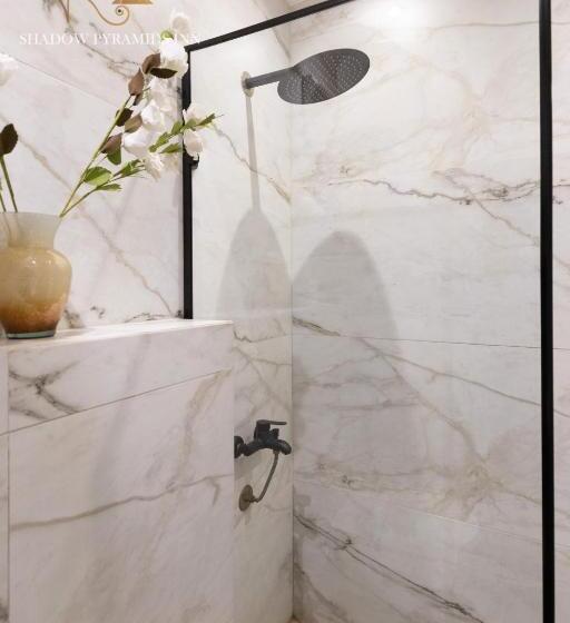 هاستل Shadow Pyramids Suites And Jacuzzi