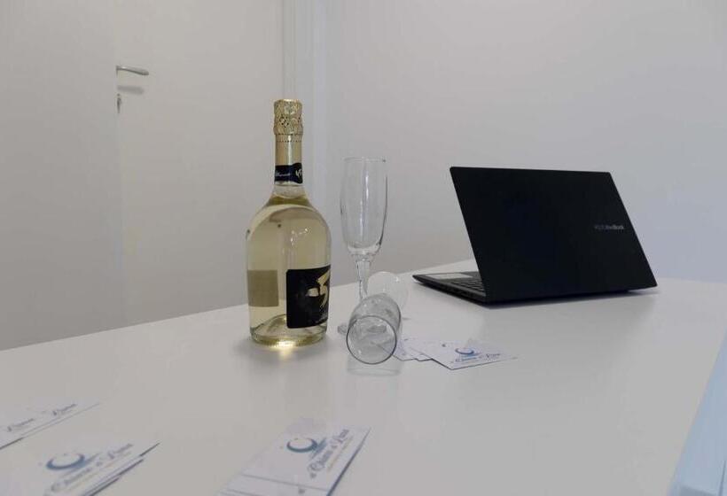 مبيت وإفطار Al Chiaro Di Luna Luxury Suites Amalfi Coast