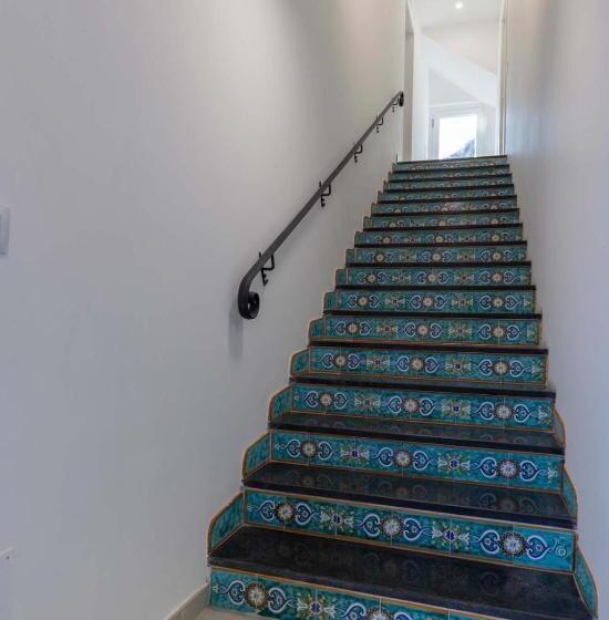 مبيت وإفطار Al Chiaro Di Luna Luxury Suites Amalfi Coast