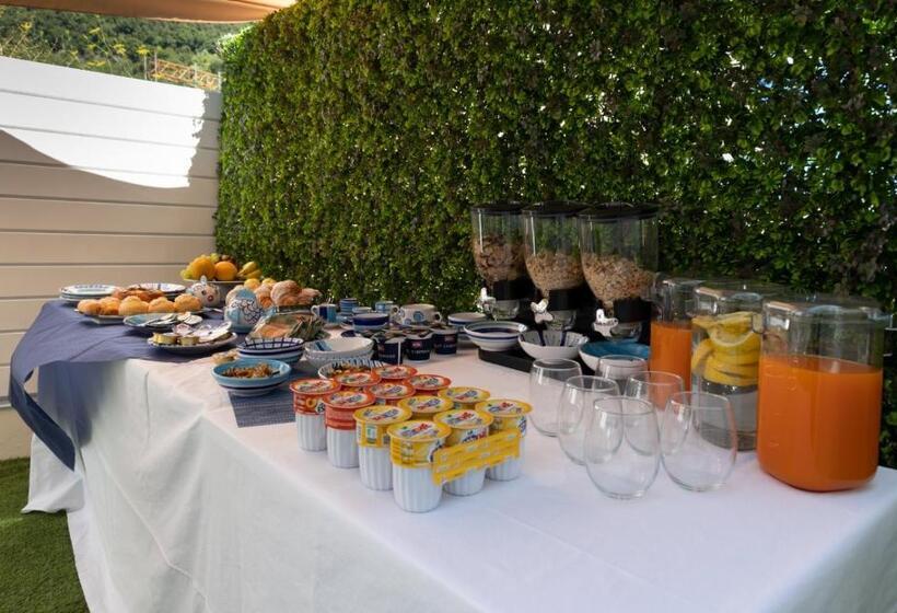 مبيت وإفطار Al Chiaro Di Luna Luxury Suites Amalfi Coast