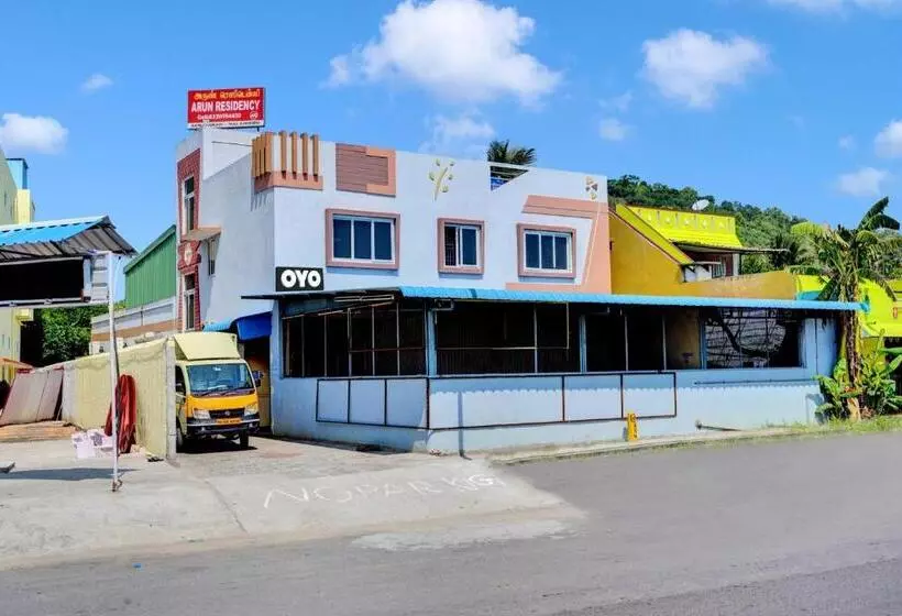 ホテル Oyo Flagship Arun Residency