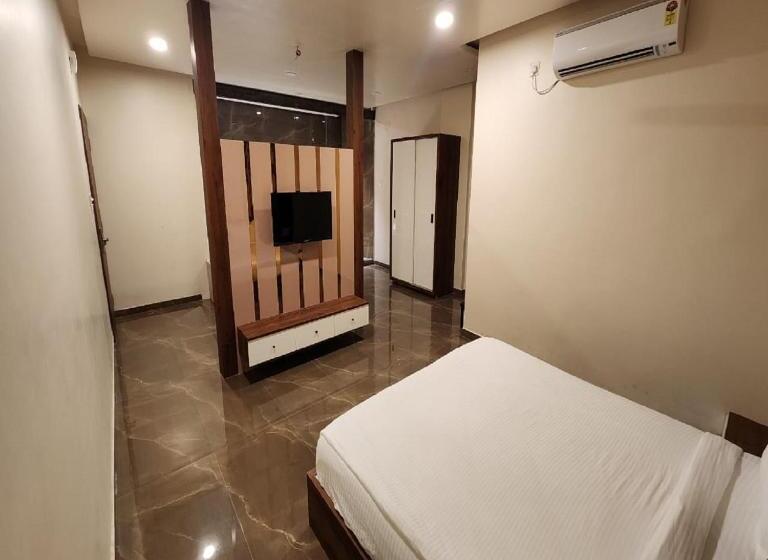 호텔 The Mint Nanded