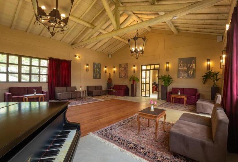 Kurort  Quinta Dos Manacás Pousada   Pedra Azul   Rota Dos Lagos