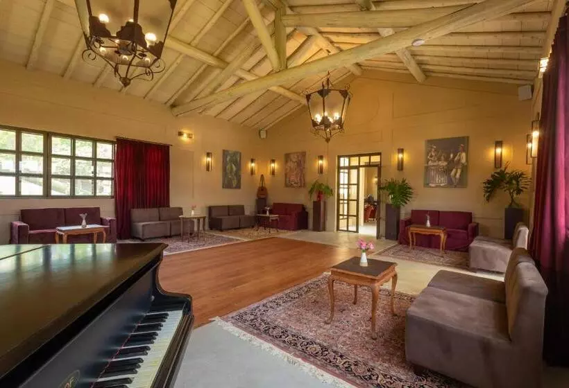 Lomakeskus Quinta Dos Manacás Pousada   Pedra Azul   Rota Dos Lagos