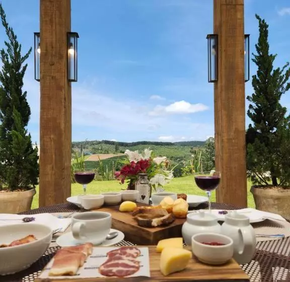 Lomakeskus Quinta Dos Manacás Pousada   Pedra Azul   Rota Dos Lagos