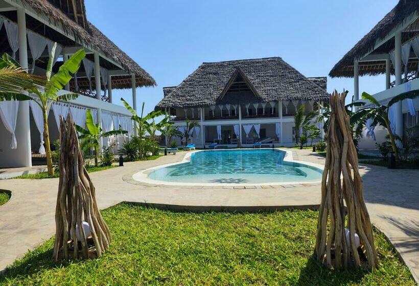 استراحتگاه Riccardella House Rafiki Tamu