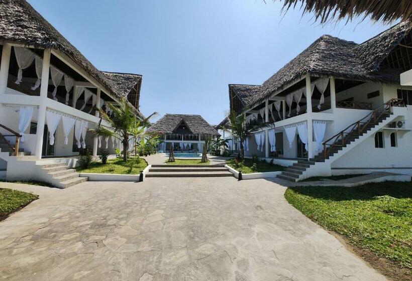 استراحتگاه Riccardella House Rafiki Tamu