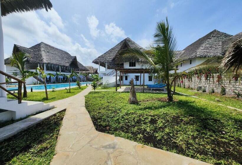 استراحتگاه Riccardella House Rafiki Tamu