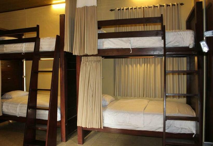 Desa Hostel