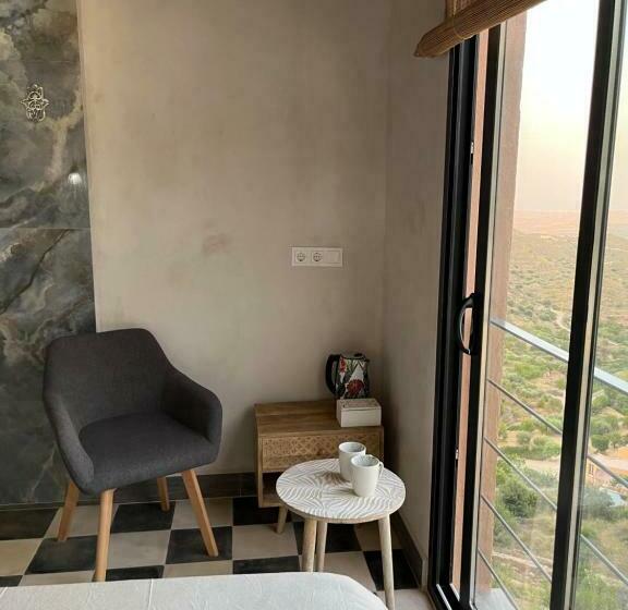 ホテル El Castillo De La Mora