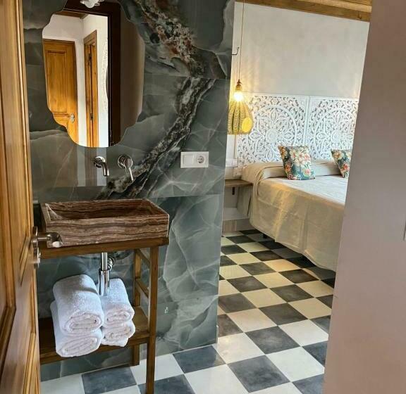 ホテル El Castillo De La Mora