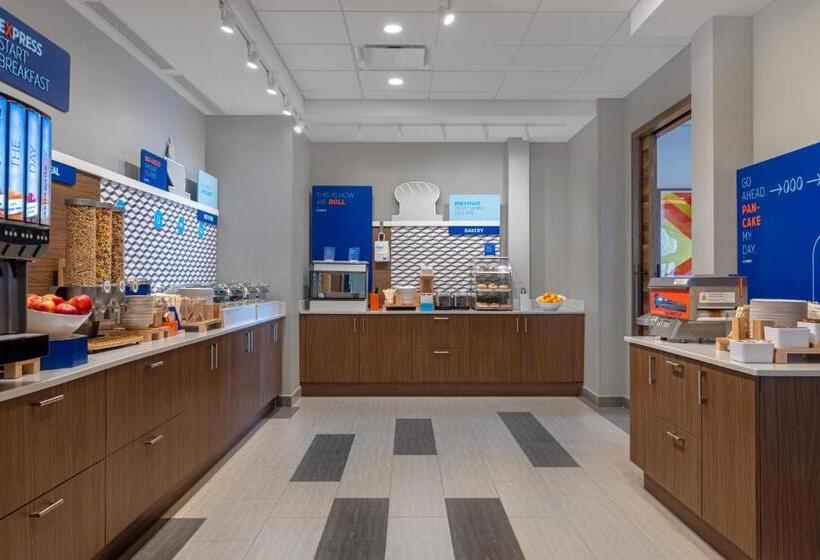 Szálloda Holiday Inn Express & Suites St Thomas