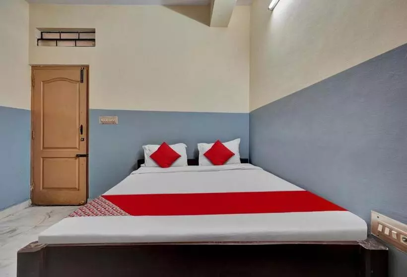 ホテル Oyo Flagship Jashwanth Residency