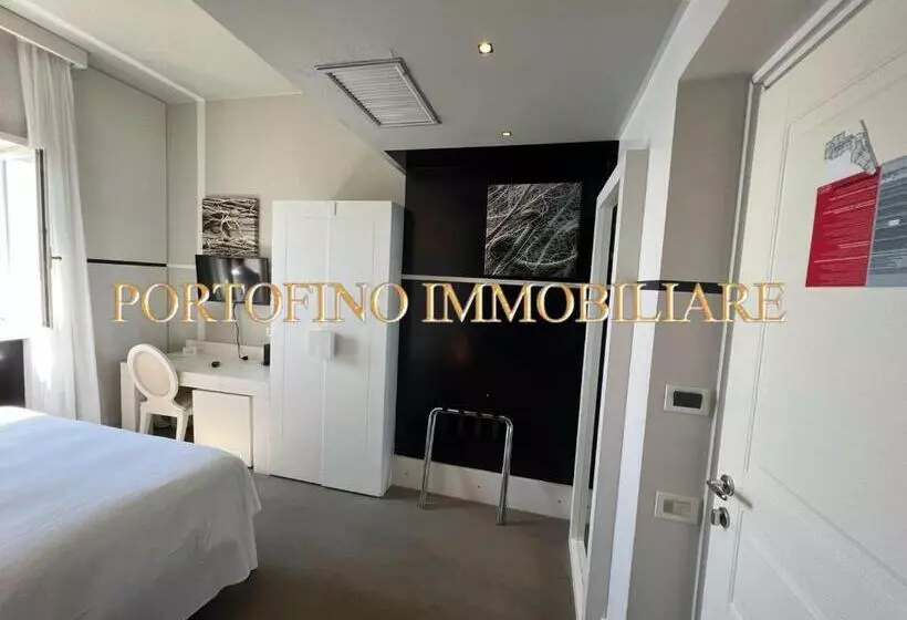 ホテル Portofino Suite Vista Mare Con Spiaggia Privata