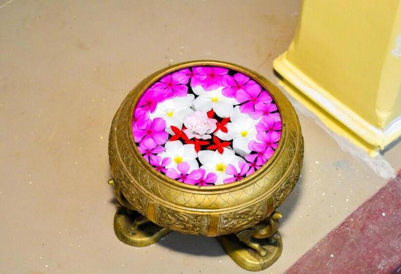 Nilaveli Nature Lagoon Resort