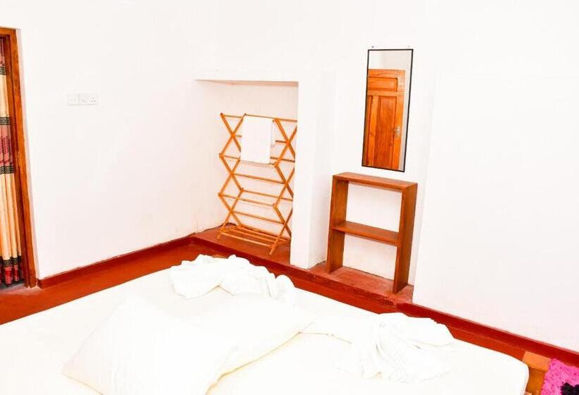 Nilaveli Nature Lagoon Resort