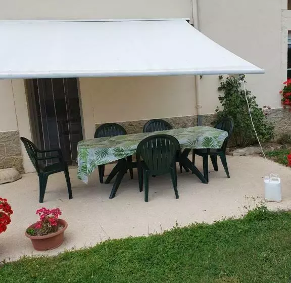 Aamiaismajoitus (B&B) Vallée Du Serein