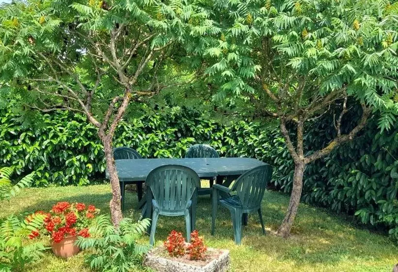 Aamiaismajoitus (B&B) Vallée Du Serein