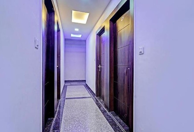 Fabhotel Vishal Palace