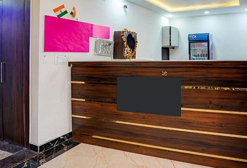 Fabhotel Vishal Palace