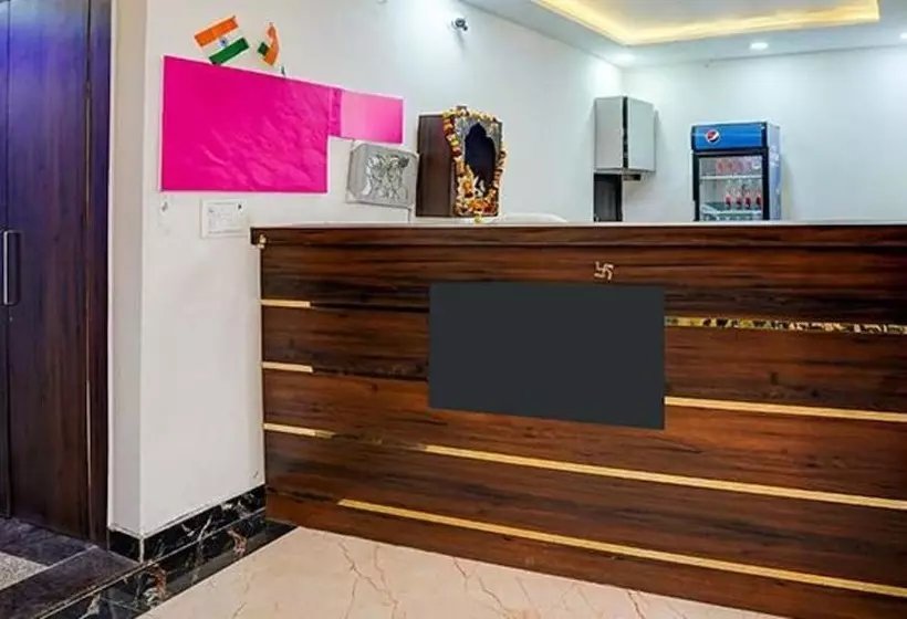 Fabhotel Vishal Palace