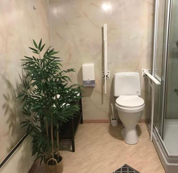 הוסטל Leirvik Vandrehjem