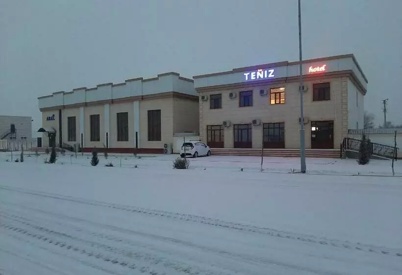 ユースホステル Teniz