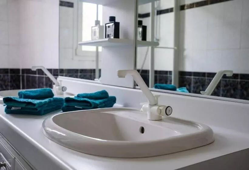 ベッドアンドブレックファースト Lunidor