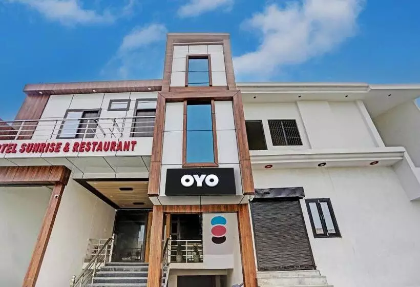 Oyo Flagship Hotel Sunrise And Restaurant
