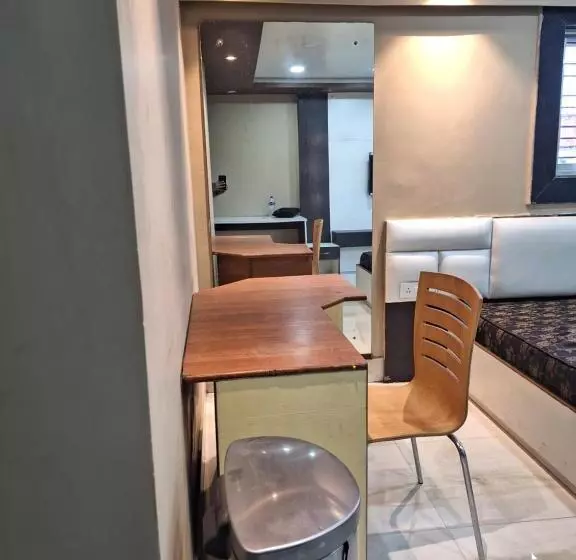 ペンション Mavenoak Dreams B&b