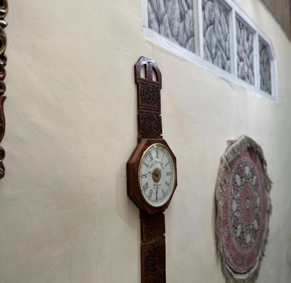 Hotel Heritage Rose Inn