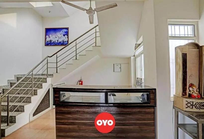 ホテル Oyo Flagship Green Vatika Resort