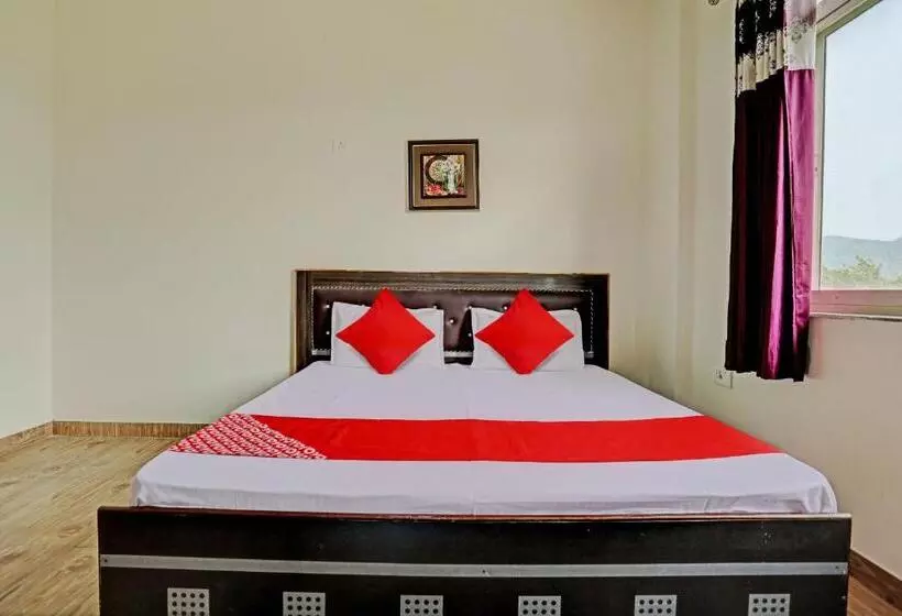 ホテル Oyo Flagship Green Vatika Resort