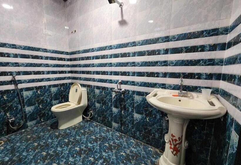 Hotelli Oyo Hills View