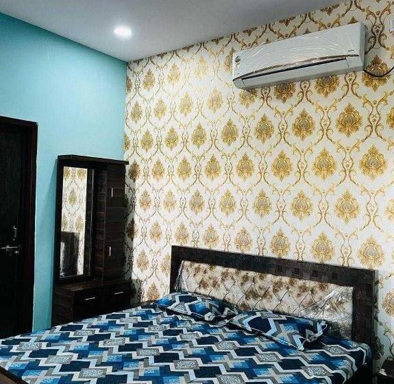 Hotelli Oyo Hills View