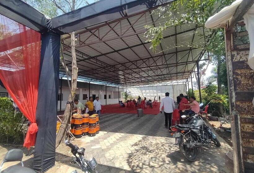 Hotelli Oyo Hills View